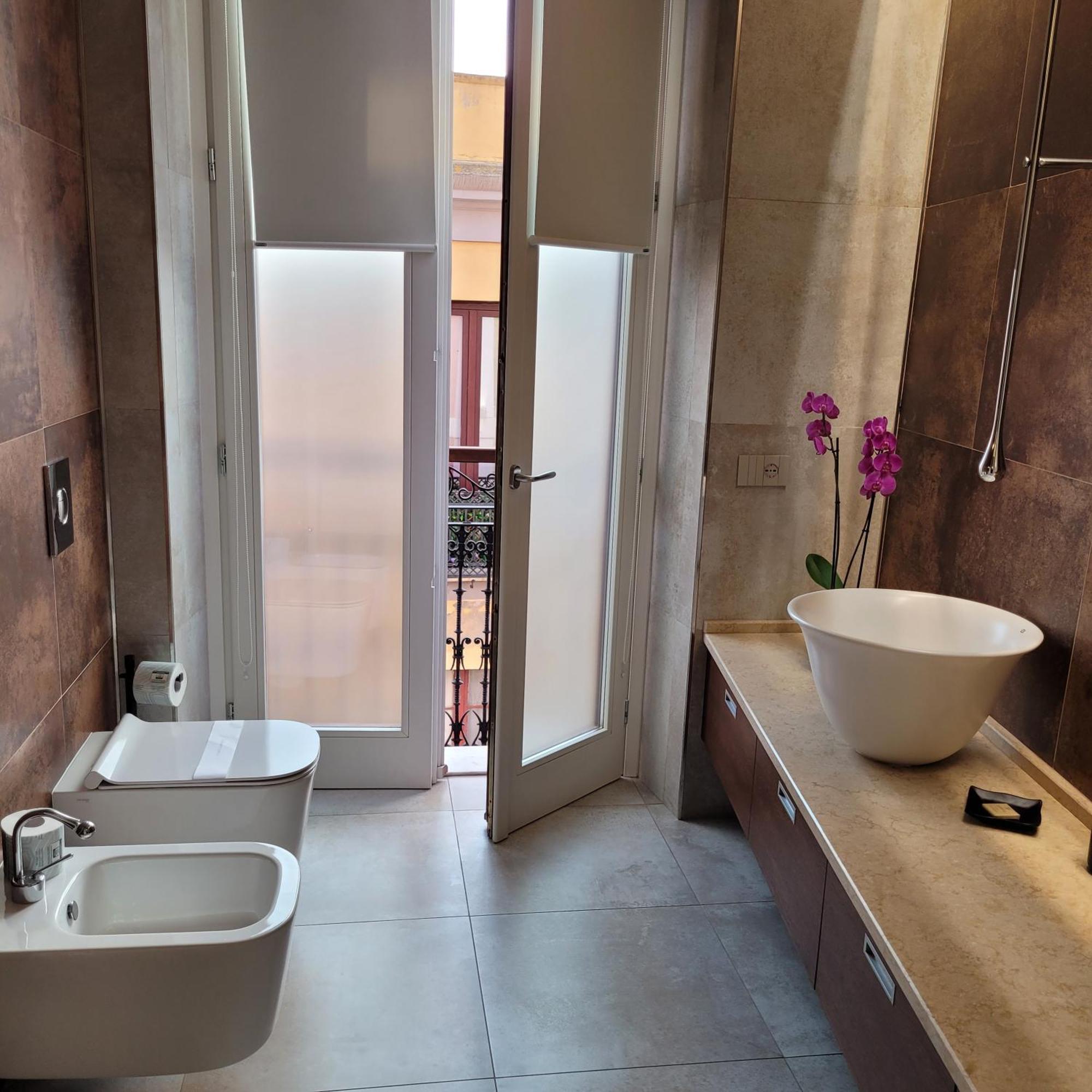 Palazzo Ferrucci Luxury Suites กาญารี ภายนอก รูปภาพ